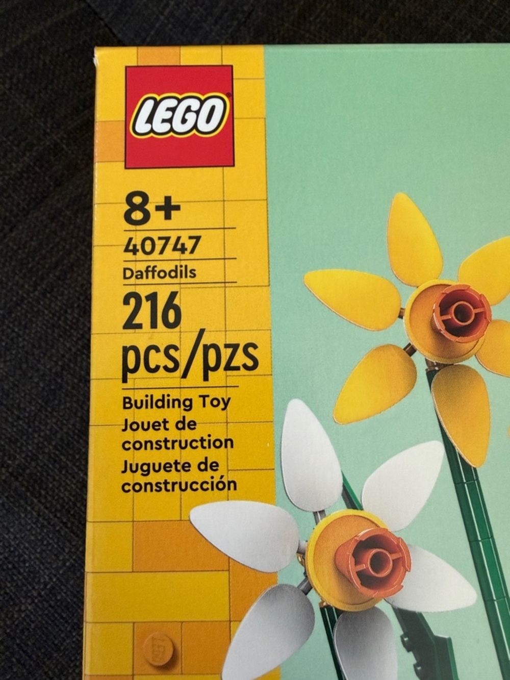 NEW 🌼 LEGO 40747 🌼 Daffodils Set with Yellow and White Blooms - Picture 3 of 5